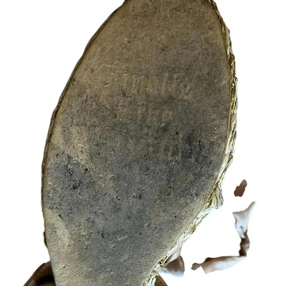 Juicy Couture Smell like couture heels with ribbons ankle straps size 7 - Picture 4 of 13